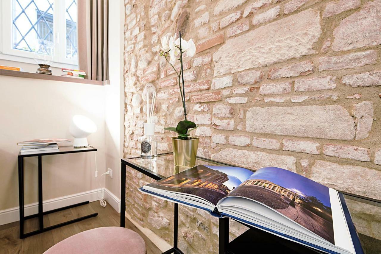 Fratta5 Luxury Apartment Verona Exteriör bild
