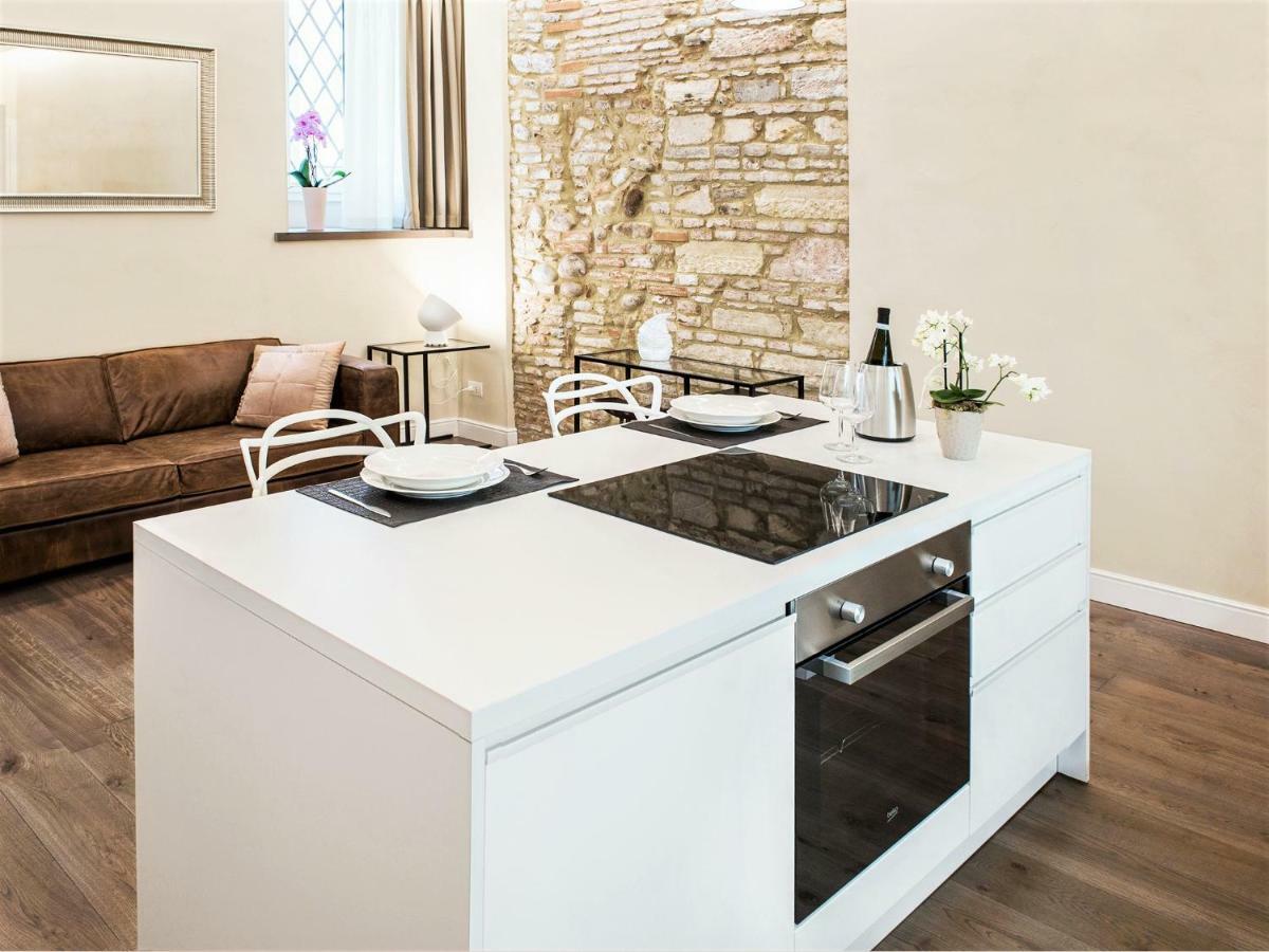 Fratta5 Luxury Apartment Verona Exteriör bild